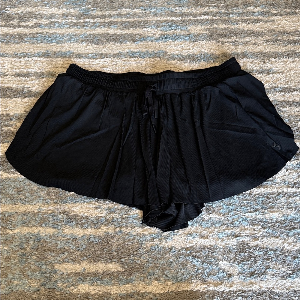 JoyLab Black Flowy Athletic Short
